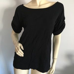 EUC tee with adjustable sleeves